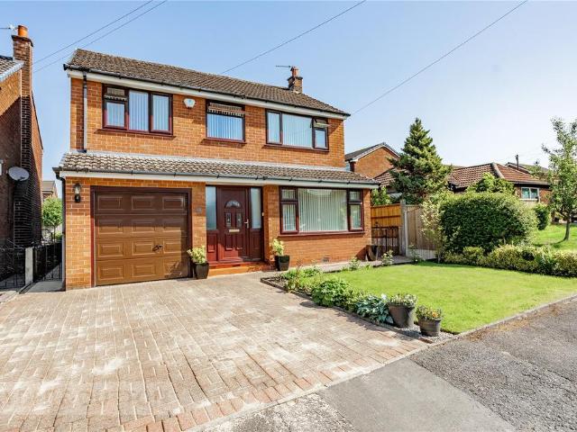 House for sale in Hurst Cross, Greenheys