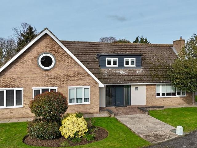 House for sale in Huntingdon