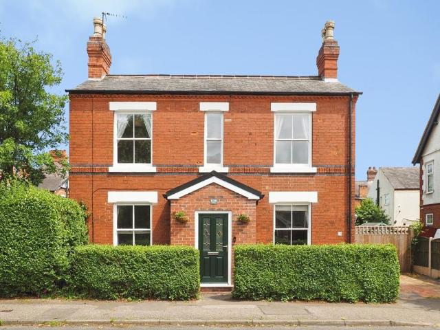 House for sale in Attenborough, East Midlands
