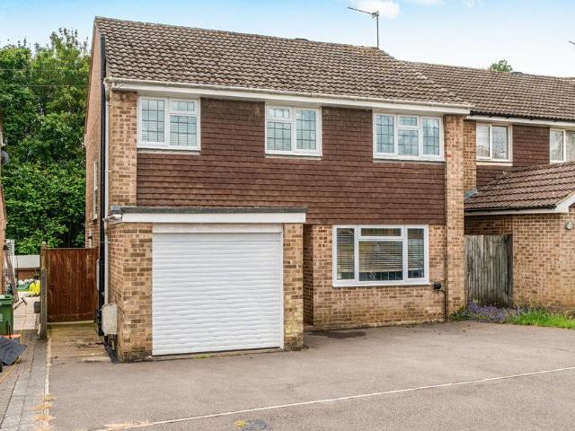 House for sale in Uckfield, Cross In Hand
