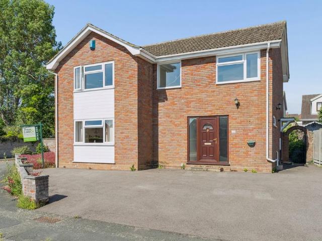 House for sale in Huntingdon, Cambridgeshire