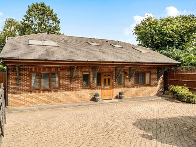 House for sale in South Wonston, Hampshire