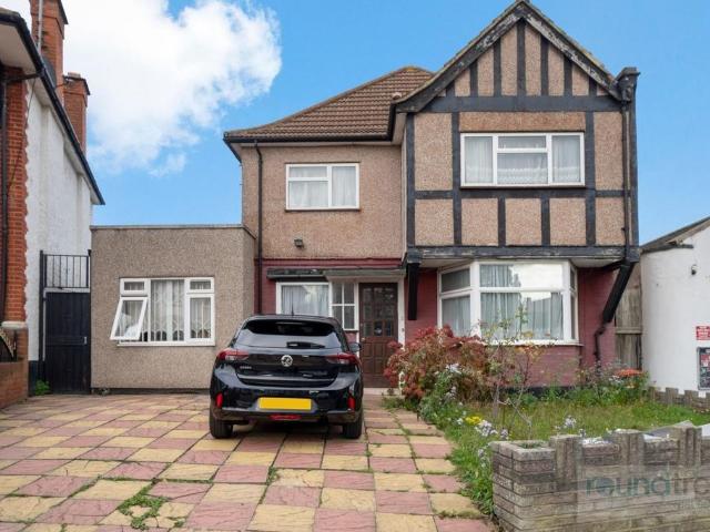 House for sale in Hendon Central, Cat Hill