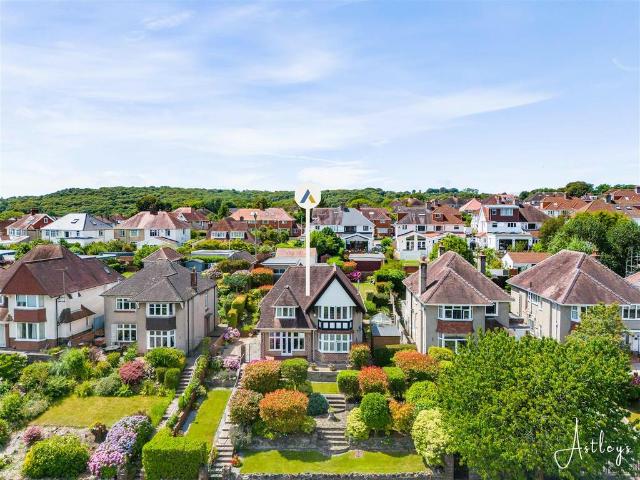 House for sale in Derwen Fawr, Nangreaves