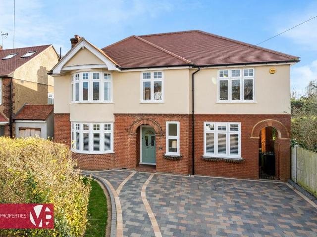 House for sale in Broxbourne, Hertfordshire