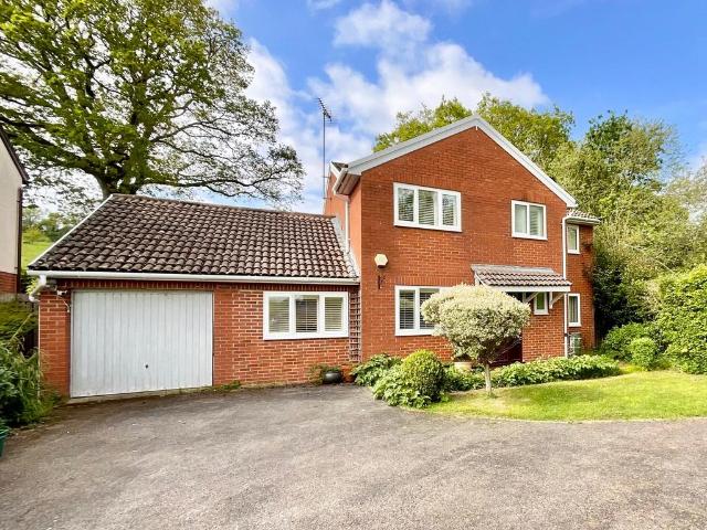 House for sale in Llanbadoc, Wales