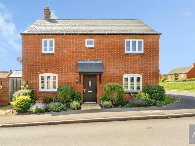House for sale in Carpenter's Place, Brackley