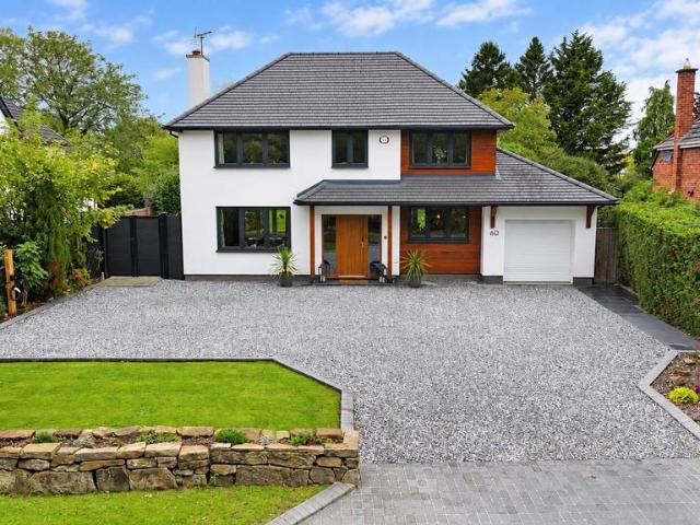 House for sale in Gresford, Marford