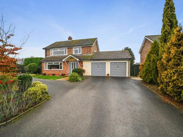 House for sale in East End, Chelmondiston