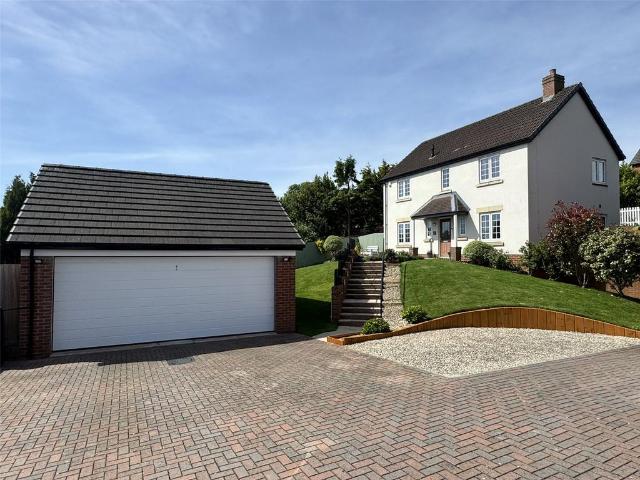 House for sale in Chard Town, Chard
