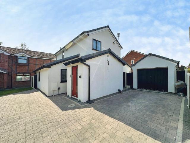 House for sale in Hollins, Bury