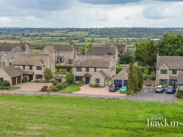 House for sale in Brinkworth, Wiltshire