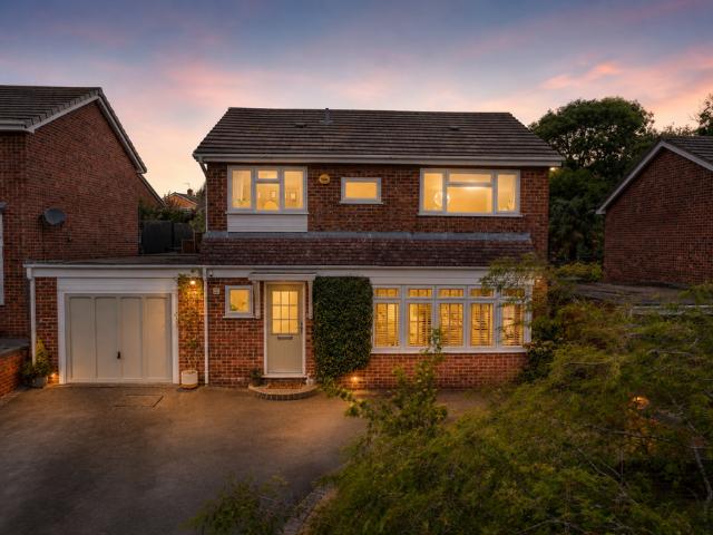 House for sale in New Bilton, Warwickshire