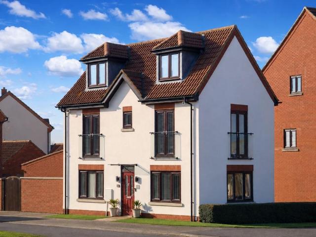 House for sale in Shenley Brook End, Milton Keynes