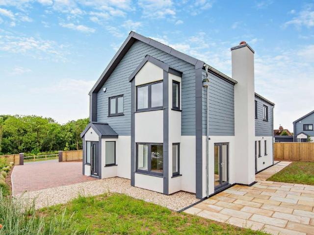 House for sale in Newton St Cyres, Devon