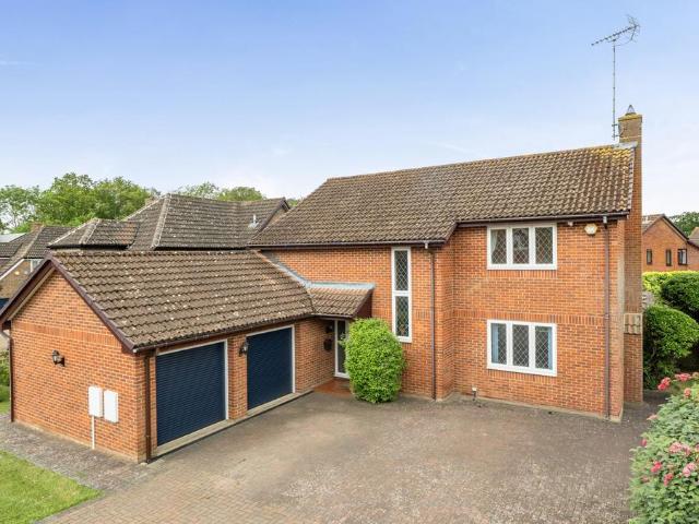 House for sale in Binfield