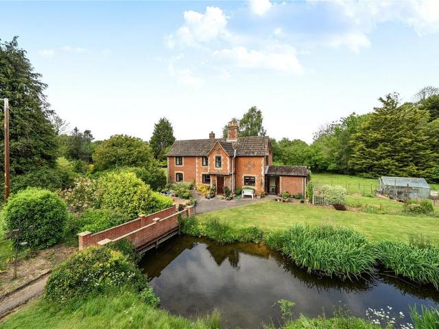 House for sale in Bedingfield, Suffolk