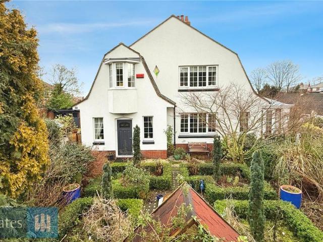 House for sale in Pogmoor, South Yorkshire