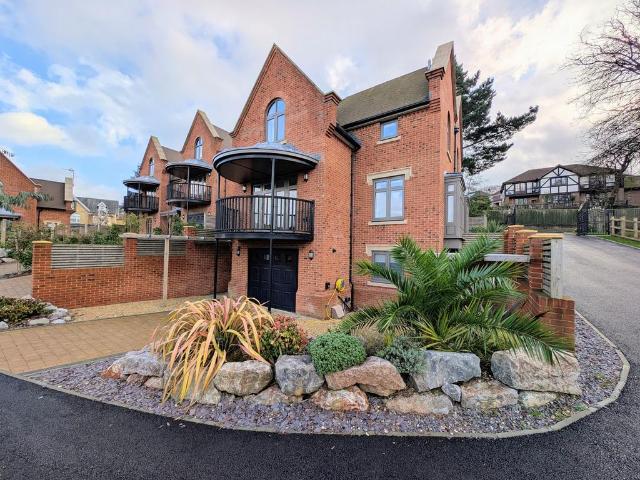 House for sale in Cowes, Isle Of Man