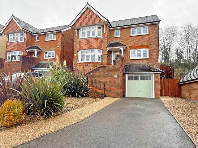 House for sale in Llanharan, Bryncae