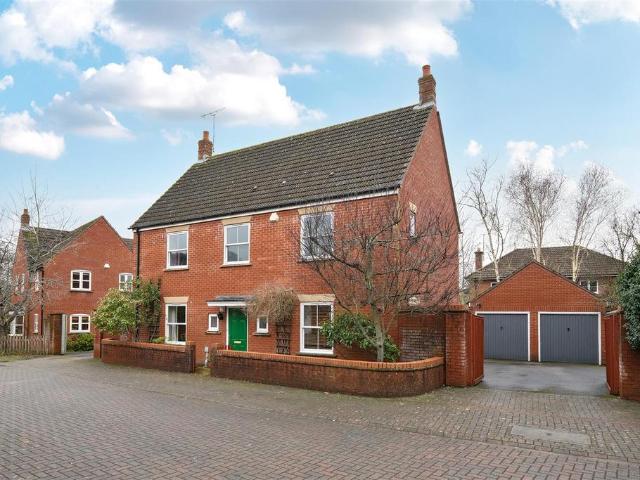 House for sale in Devizes, Wiltshire