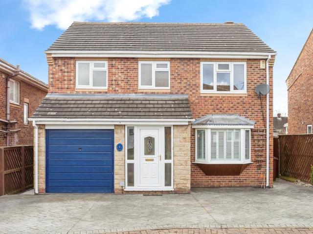 House for sale in Wrenthorpe, West Yorkshire