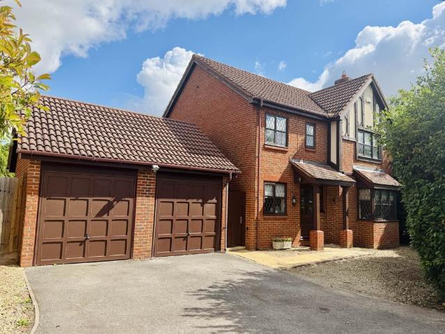 House for sale in Ladygrove, Berrick Salome