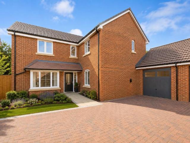 House for sale in Stoke Gifford, South Gloucestershire