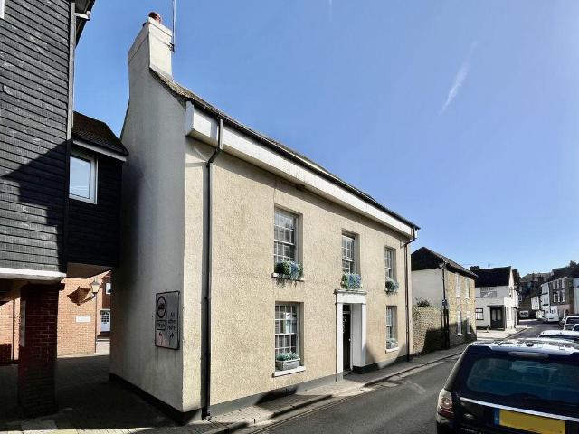 House for sale in Sandwich, Ash