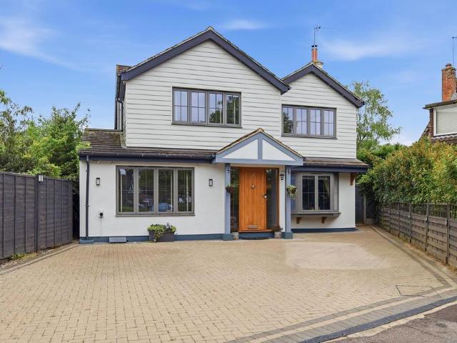 House for sale in Hutton, Navestock Side