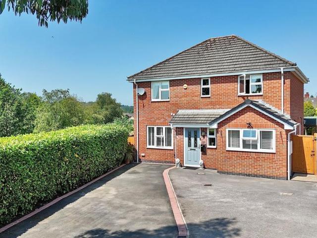 House for sale in Cheadle, Kingsley Moor