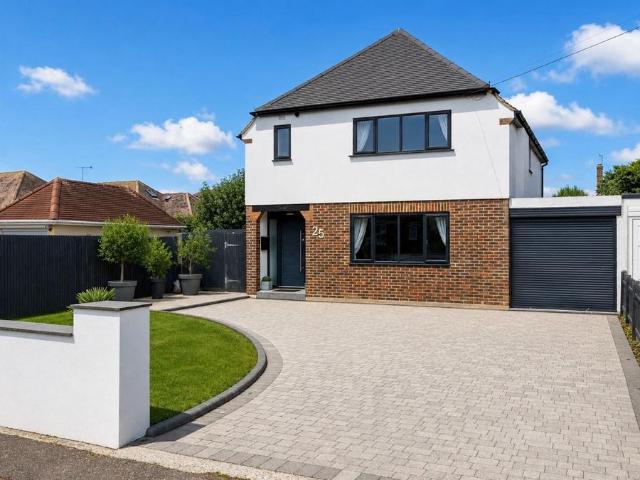 House for sale in West Worthing, Worthing