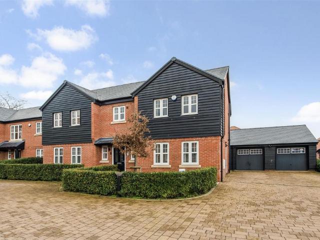 House for sale in Denmead, Hampshire