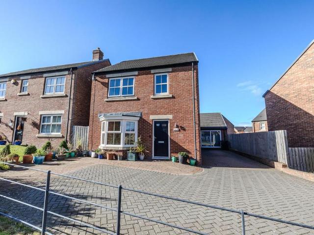 House for sale in Throckley, Newcastle upon Tyne