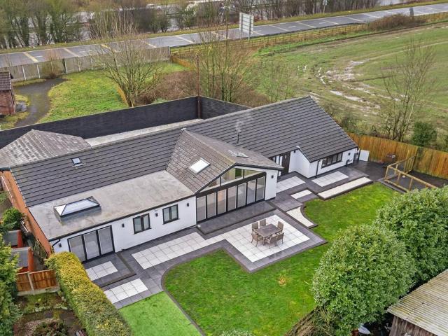 House for sale in Rainhill Stoops, Rainhill