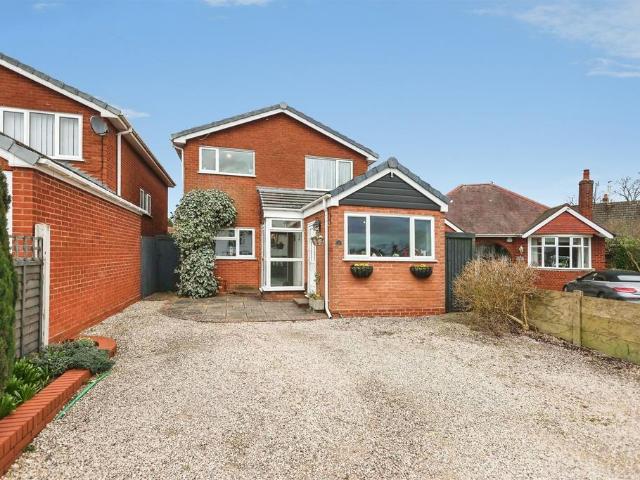 House for sale in The Thorns, Quarry Bank