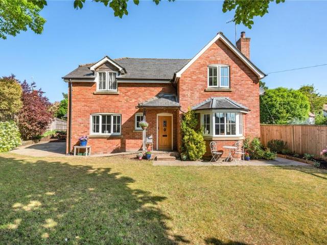 House for sale in Lower Bourne, Fole