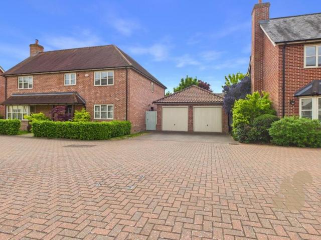 House for sale in Fordham Heath, Essex