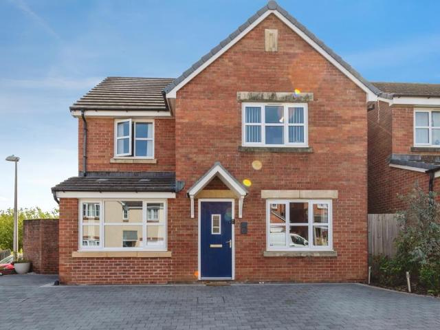 House for sale in Llangyndeyrn, Carway