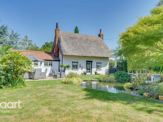 House for sale in Fairstead, Chipping Hill