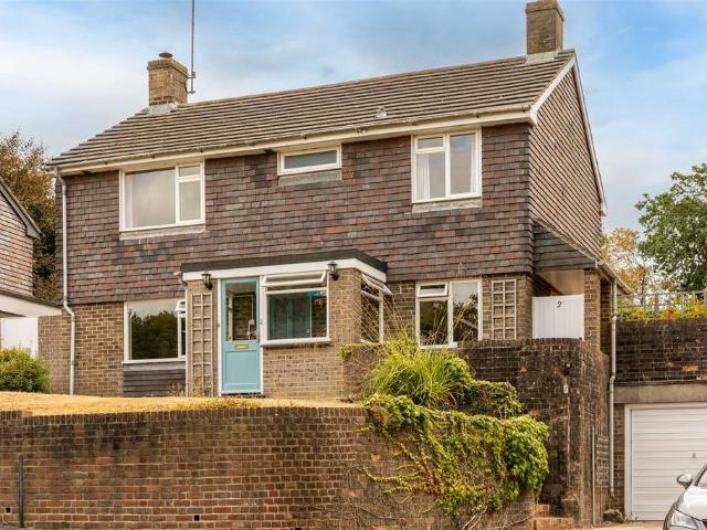 House for sale in Perryfields, West Sussex