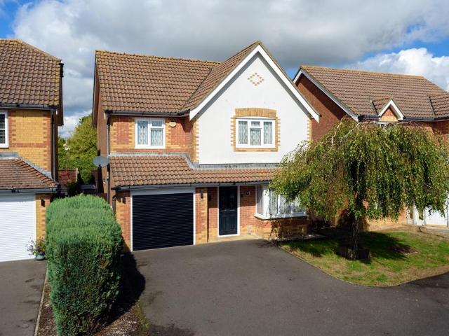 House for sale in Hawkinge, Folkestone
