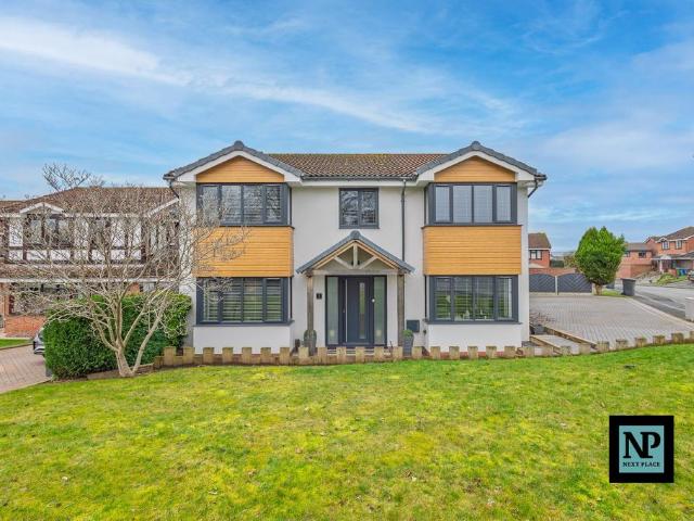 House for sale in Kettlebrook, Staffordshire