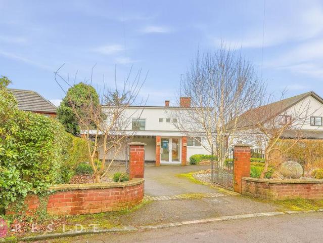 House for sale in Marland, Burnedge