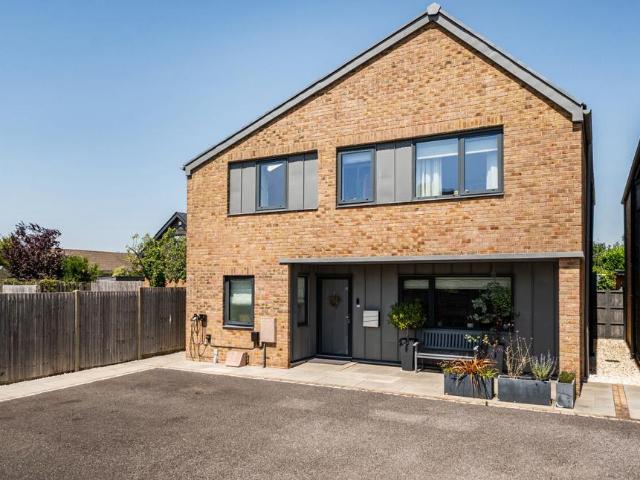 House for sale in South Wonston, Hampshire