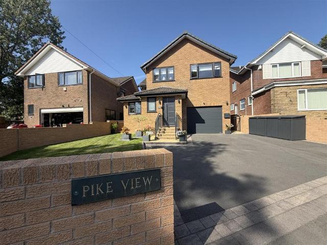 House for sale in Hurst Cross, Greenheys