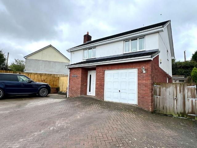 House for sale in St. Dennis, Cornwall
