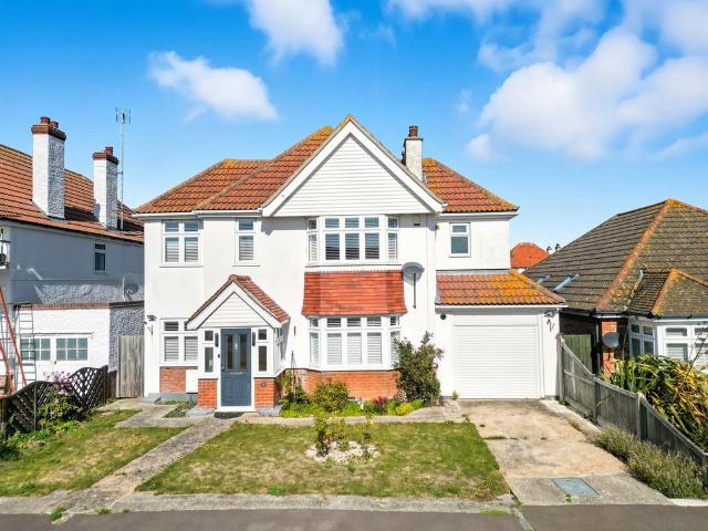 House for sale in Holland-on-Sea, Dale Hill