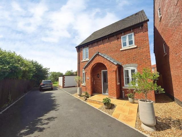 House for sale in Alverton, East Midlands