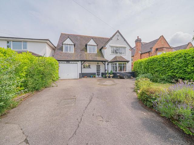 House for sale in West Midlands